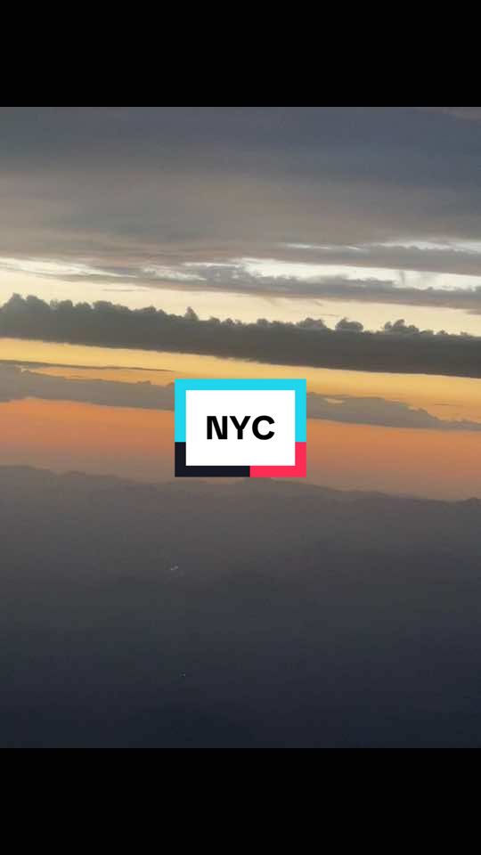 NYC was a divine quest filled with the Universe’s signs and synchronicities affirming my healing work is complete🔚, marking a new beginning of my chapter. 📖🏁 Now, its time to shine, be unapologetic, and pop my shyt ✨ #newyork #nyc #solotravel #selflove 