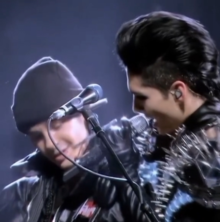 #TOLLKAULITZ || en el humanoid city live estaban muy coquetos JAJAJSJ, volví :p || #billkaulitz #tomkaulitz #toll #tollkaulitz #fyp #humanoid #humanoidcity #:)