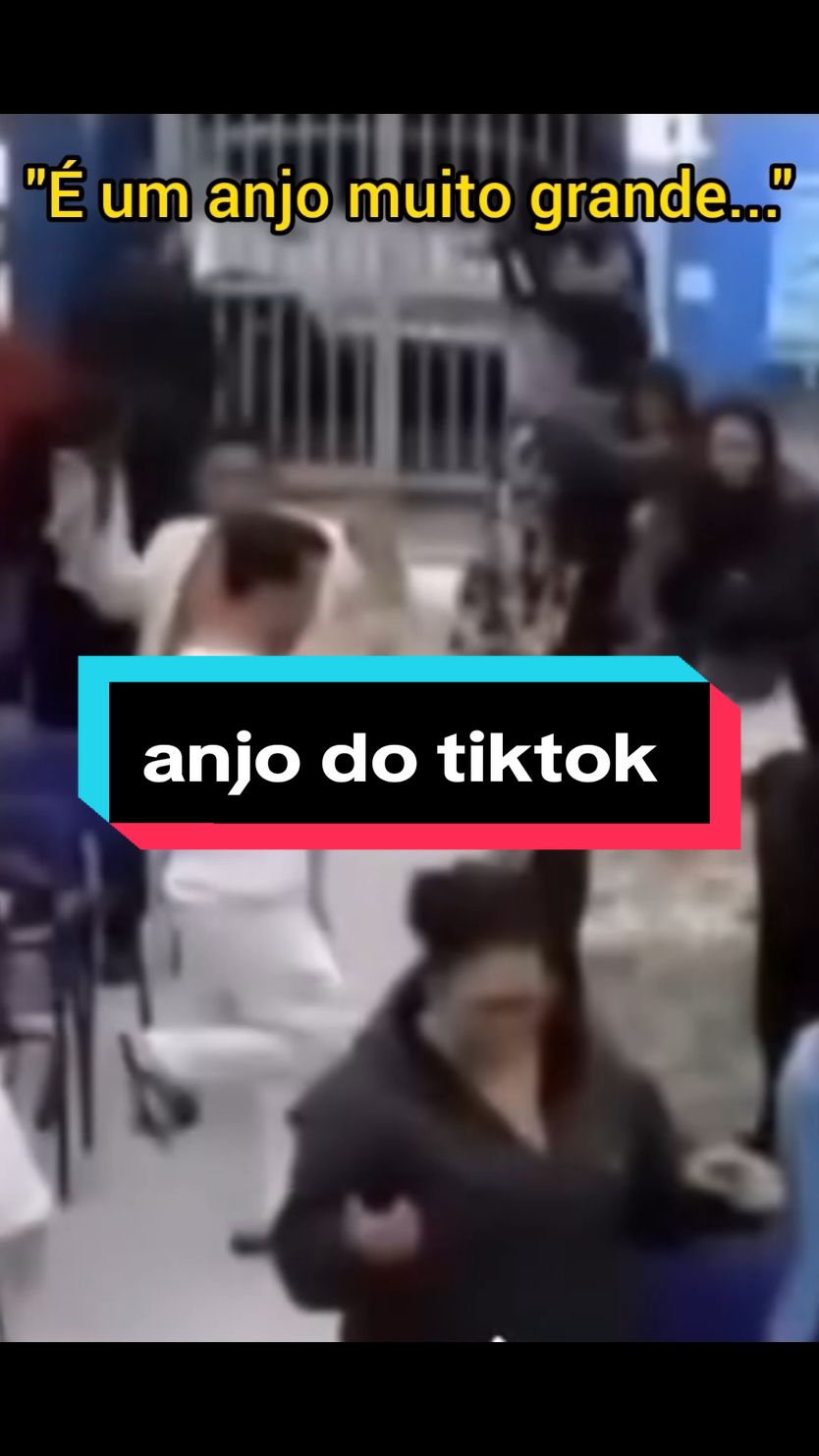 fico imaginando o anjo vendo isso 🤣  #anjodotiktok #humorgospel #foryou #foryoupage #viral #fyp 