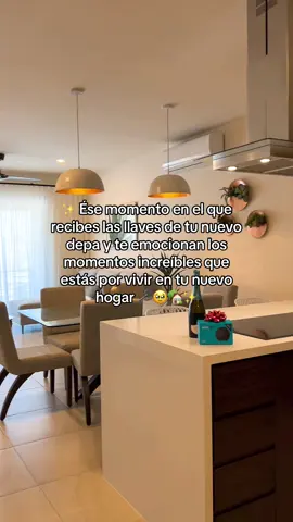 Ése momento donde recibes las llaves de tu nuevo depa 🗝️🥹🏡✨ #goals #Home #departamento #key #newhomeowners #casanueva #moment #memories #newhome 