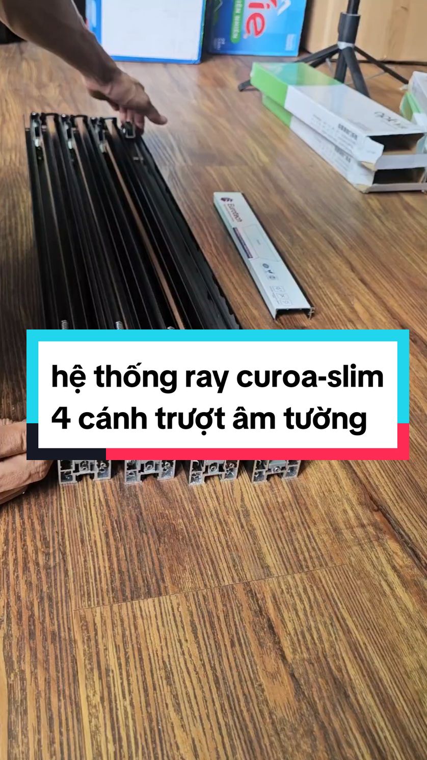 đây là cách thức hoạt động hệ thống cu-roa slim eurotech 4 cánh âm tường!. #slimtruoteurotech #cuaslimtruot #mungeurotech #sanxuatcuatruotquayeurotech #xuhuong 