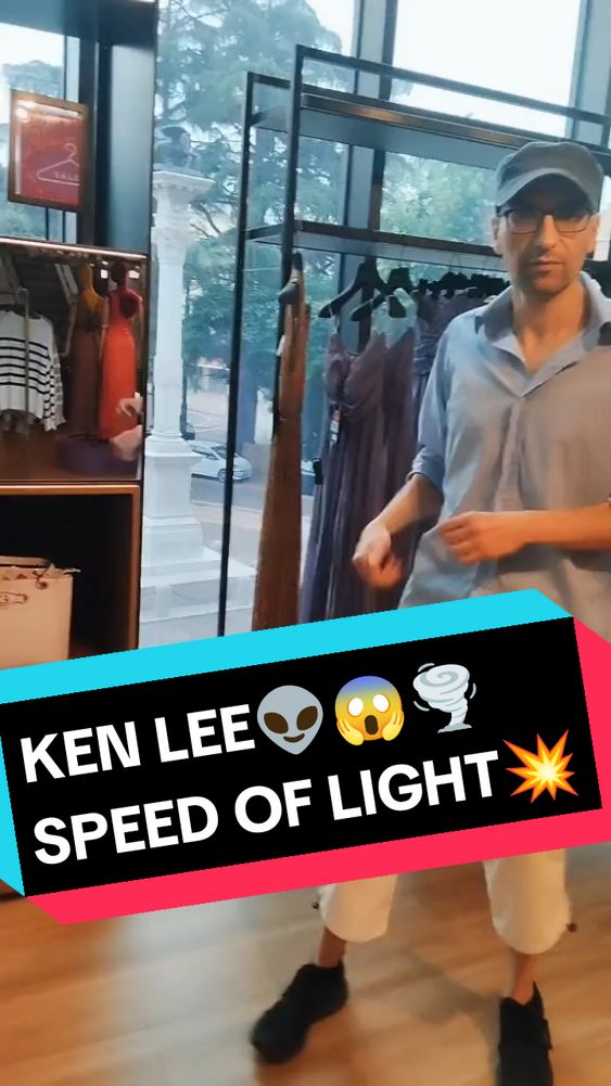 KEN LEE SPEED OF LIGHT!👽😱🌪️⚡😂😂😂😂🦾☄️ #kenlee🐉 #kenshirorealstar💥 #real #shopping #speedoflight⚡ #clipper #saitama #brucelee #goku #sigmaman #supersaiyan #velocita #divertente #funny #ultrainstinct #animeman #speed #manga #cartoon 