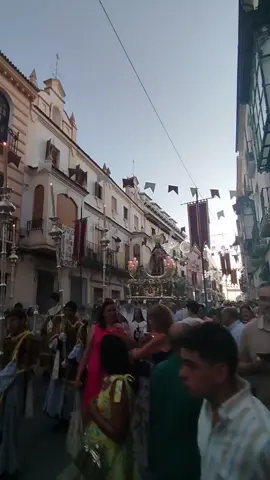 Virgen del carmen en la calle Toledo. Suena 🎵 Macarena 🎵  #mayordolor #dolor #virgendelacabeza #carmen #virgendelcarmendelcarmen #virgen #fyp #viral #parati #carmencoronada #españa #ss #ss2024 #semanasanta #añojubilar #triana #esperanzadetriana #macarena #esperanzamacarena #virgendelacabeza #cabeza #coronada #rute #rutecofrade #ruteconsupatrona #patrona #patronazgo #coro #cororomeros #morenita #virgendelacabeza #cabeza #reinacelestial #macarena #ss #semanasanta  #mayordolor #rosa #dolor #jesusdelarosa #virgendelmayordolor #vivalavirgendelmayordolor #vivajesusdelarosa  #niñocostalero #costalero #niño #centenario #ss #ss2024 #macarena #triana #cautivo #malaga #sevilla #carmen #virgendelcarmendelcarmen #virgen #fyp #viral #parati #carmencoronada #españa #ss #ss2024 #semanasanta #añojubilsr #triana #esperanzadetriana #macarena #esperanzamacarena #virgendelacabeza #cabeza #coronada #rute #rutecofrade #ruteconsupatrona #patrona #patronazgo #coro #cororomeros #morenita #virgendelacabeza #cabeza #reinacelestial #macarena #ss #semanasanta  #mayordolor #rosa #dolor #jesusdelarosa #virgendelmayordolor #vivalavirgendelmayordolor #vivajesusdelarosa  #niñocostalero #costalero #niño #centenario #ss #ss2024 #macarena #triana #cautivo #malaga #sevilla #reaccion #ofrenda #petalada  #morenita #cabeza #virgendelacabeza #ss25 #semanasanta2025 #morenita #cautivo #cautivo🤍 #araceli #lucena #mirada #Carmen DeRute #PatronaDeRute #Rute #RuteConSuPatrona #PatronaCentenaria DeRute #100AñosComo Patrona #CarmenCoronada #5AñosCoronada #ReinaYSeñora #EmperatrizRuteña #OrgulloDeRute #DevociónDeRute #RuteDelCarmen #VirgenDeLosRuteños #ConLaQueNadiePuede #Centenario Del Patronazgo #AñoJubilarRute #AñoJubilarCarmelitanoRute #parati #fyp #foryou #fyp #cordoba #andalucia #hermandades #cofradias #semanasanta #glorias #devocion #tradicion #reinadelcarmen #reinadelcarmelo 