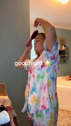 goodnight from a tired mama ✨#fyp #foryou #mom #foryoupageofficiall #momlife #momsoftiktok #capcut #sixweekspostpartum #twentysixmom #girlandboy #dayinmylife #goodnight #nightroutine 