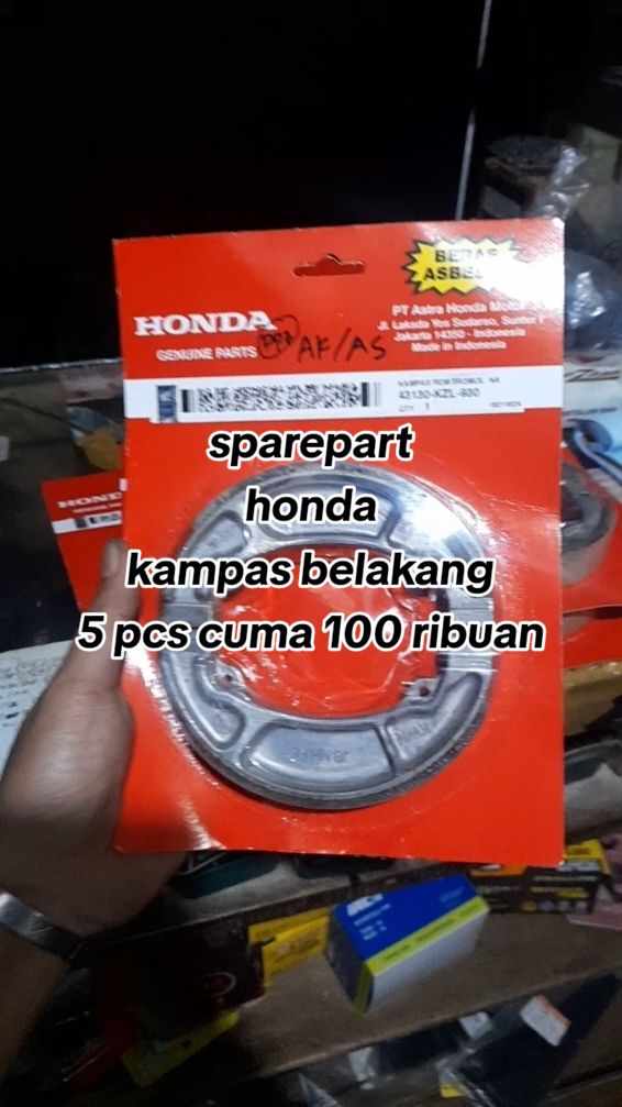 Buat kamu yang lagi cari sparepare motor yah, khususnya kampas rem belakang #sparepart #sparepartmotor #kampasrembeat 