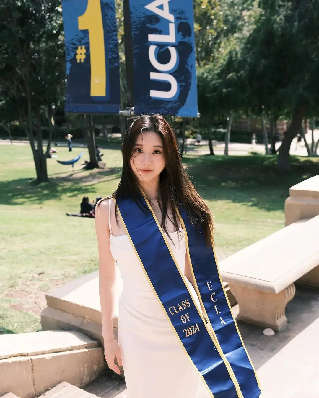 So what about the intellectual beauty from UCLA university? 👑#mydream #xuhuongtiktok #tiktok #instagram #xuhuong #graduate #university #UCLA #beauty 