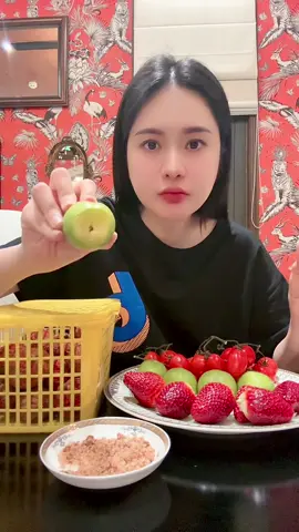 Thèm vải quá nên ăn đại 😬