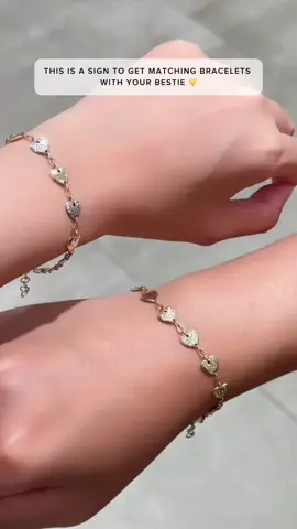 This is your sign to grab these heartfelt friendship bracelets with your bestie! Tag your glittery gem buddy and show off your sparkling bond 🌟💞  Bracelets:  Yellow & White Gold: X4STB214953 Yellow Gold: X4STB14953 #HABIB #HABIBJewels #TheGiftofHappiness #EmasHABIB 