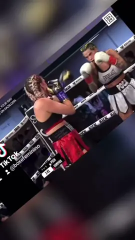 LUTA DE BOXE FEMININA #fyp #Fyp #fypシ #boxe #boxing #box #boxing🥊 #femaleboxing #boxeadora #luta #gostosademais #sex #dance #Fitness #fit #tiktok 