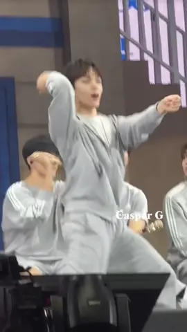seventeen caratland 2024  vernon supernova #seventeen #caratland #vernon #chwehansol #hansol 