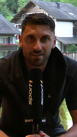 Vincenzo Grifo hat schnelle Antworten auf schnelle Fragen. 😉🚀 #sport1 #sport1news #scfreiburg #grifo #bundesliga
