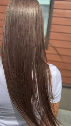 @Dobrovolskytė taip patiko Korban procedūros, kad jau susiskaičiavo, kada 3 kart jau bus galima daryt😁o kam gali nepatikt tokie žvilgantys plaukai?😍🥰❤️.      #korban #korbanbtox #hairtreatment 