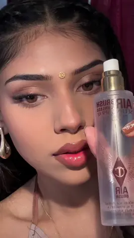 Good makeup days ❤️ Products used: @ELEMIS glow eye cream  @Estée Lauder glow, bronzer, highlighter and eyeshadow palette @MaybellineUK eyebrow pencil and blush @Clinique UK foundation  @Huda Beauty concealer @hudabeautyshop powder @L’Oréal Paris lip pencil and mascara  @Eylure lashes  @Too Faced lipstick  @nyxcosmetics_uk lipgloss @Charlotte Tilbury spray #makeup #elemispartner