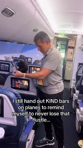As an entrepreneur getting started, taking every opportunity to sample my product was a necessity. Today, I still do it to remind myself to always stay hungry. #entrepreneur #hustle #KIND #businessowner #daniellubetzky #airplane 