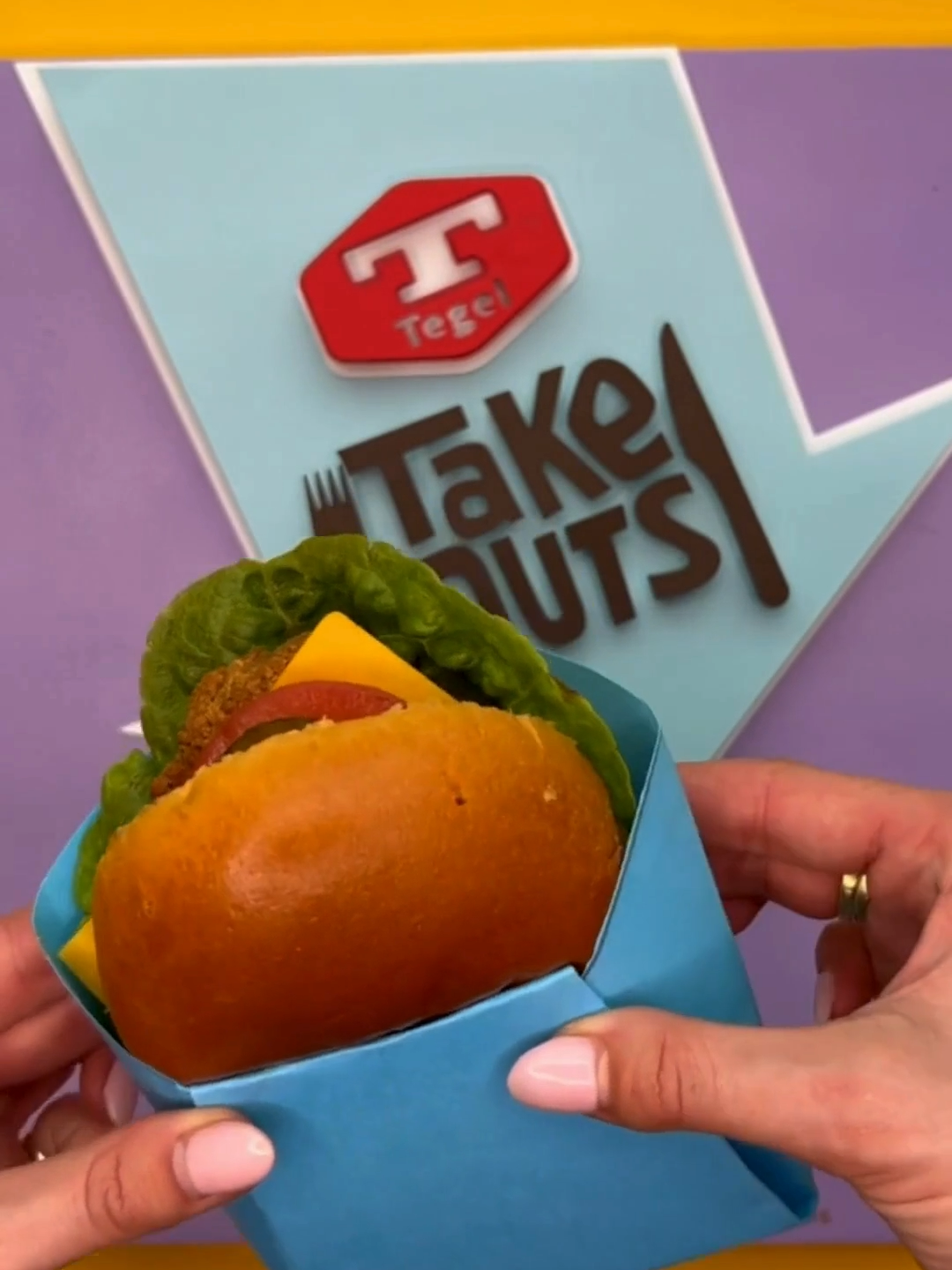 DIY Fakeaway Burger Holder! Follow along for the steps 🍔 #tegeltakeouts #tegeltakeouts_au