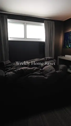 7.23.24 Quick weekly home reset today wearing my favorite @Cuts Clothing 😮‍💨🖤 how is your week going so far?  #weeklyreset #Home #cleaning #dayinmylife #apartmenttherapy 