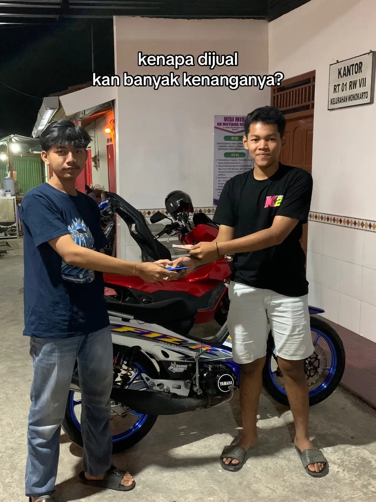 terimakasih buat temen’ tt ku yg udah setia liat konten tt ku aku gak berhenti mainan motor cuma istirahat sebentar aja, nanti nek pengen buat fizr lagii🙏🏻😇