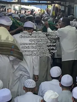 Proses pemakaman Tuan Guru Masdar Bin Umar (Sungai Tuan, Astambul) #titipan #pemakaman #islamic_video #guruku #murobbi #kalsel #martapura 