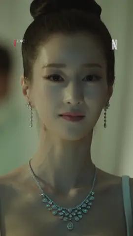 we need to hear all the languages in Seo Yea-ji’s velvety voice #Eve is now playing on Netflix #이브 #SeoYeaji #서예지 #ParkByungeun #박병은 #YooSun #유선 #LeeSangyeob #이상엽 #whattowatch #Netflix #넷플릭스 #NetflixKorea #NetflixKcontent #Drakor #KSeries #Kdrama