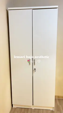 lemari baju aesthetic dari @PIRA 😍 #kamaraesthetic #roomdecor #roommakeover #pirahome #lemaribaju 