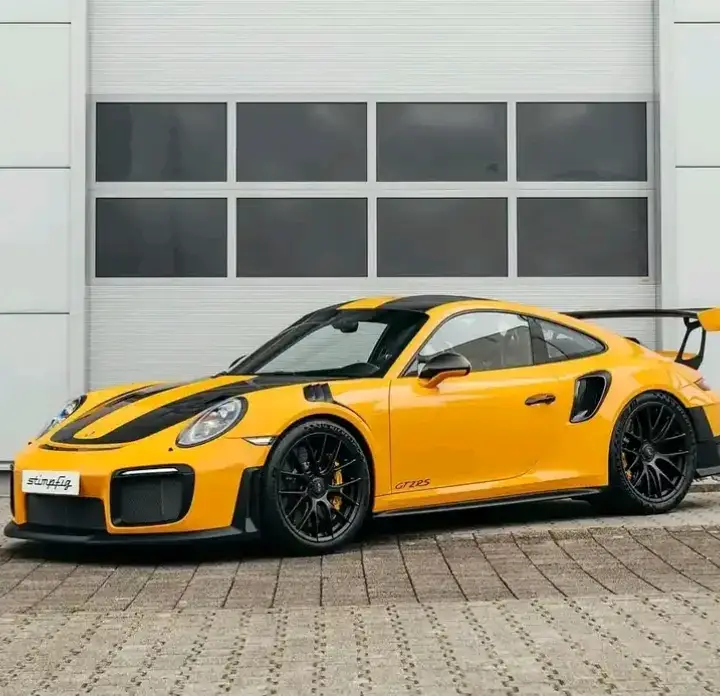 Sigam @porschegts_rs 2018 Porsche 991.991.2 GT2 RS Single Yellow 🔥💛 Melhor lindo carro clássico Porsche Super Sport . . . #photographychallengechallenge #picturechallenge #PhotoEditingChallenge #photographychallenge #porsche #gt2rs #photographychallengeraphychallenge #reelschallenge #porsches #photographychallengechallengeraphychallengechallenge 