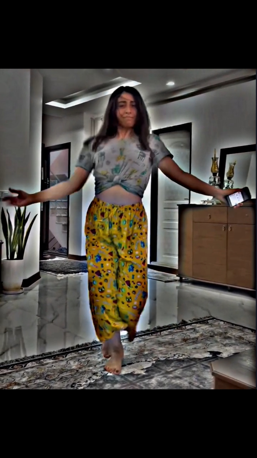 aw dance 💃🎧 #foryou #fyp #viral #video #growmyaccount #tiktok #fypシ゚ #dance #arabicdance 