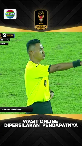 DRAMA! Wasit tidak mensahkan gol di menit akhir karena dianggap offside. Kalian para pengadil linimasa, silahkan berikan komentar kalian. #PialaPresiden #indosiarSports #IndosiarRumahSepakBolaIndonesia