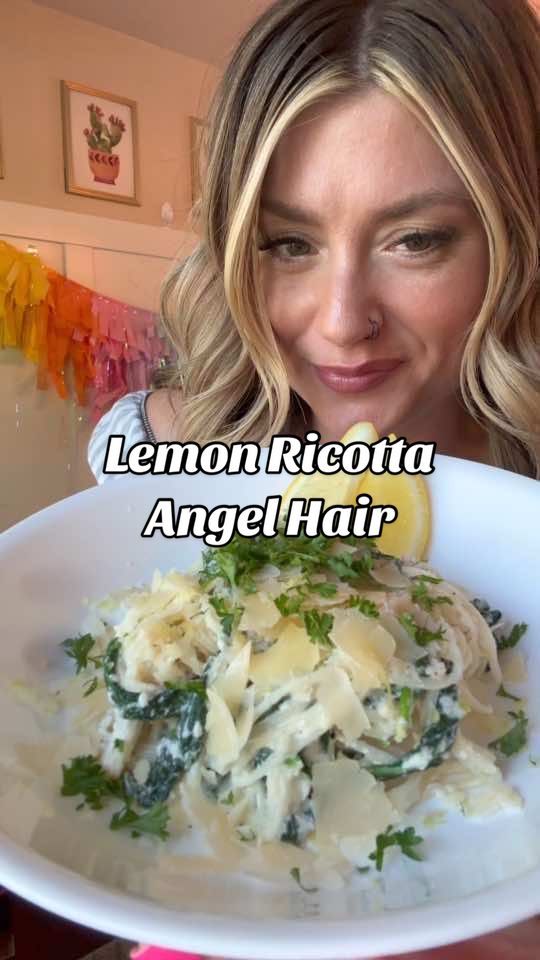 Recipe below 👇🏼  💚Palmini is my secret weapon for making pasta dishes macro friendly! At only 4G carbs and 20 calories per serving, it is the perfect ingredient for your favorite meals! 💚Be sure to use code Bree20 for 20% off your @Palmini_Official order Lemon Ricotta Angel Hair  1 tbsp olive oil 2 cloves garlic, minced 8 oz baby spinach 1 cup ricotta ⅓ cup grated parmesan (plus more for serving) ¼ cup water The zest of a lemon, divided, plus the juice from half the lemon (extra lemon wedges for serving if desired) Salt and pepper to taste 12 oz package Palmini Angel Hair, drained and rinsed Parsley for garnish In a skillet over medium heat add the olive oil and garlic and cook until fragrant (about 30 seconds). Add the spinach and stir until it wilts. Add the ricotta, parmesan, and water and mix well. Add lemon zest and juice, salt and pepper, and stir again. Toss the Palmini into the sauce until fully coated and heated through. Serve with more parmesan, parsley, and extra lemon wedges (if desired) #palmini #palminipartner #healthyalternatives #macrofriendly #macrocounting #mealprep #lowcarb #lowcarbmama #mamacookslowcarb