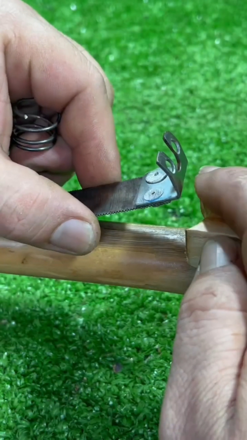 Handcraft a Bamboo crossbow #Craft #idea idea #DIY Uniquedesign