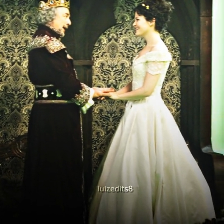 They robbed us by not giving us more scenes of her in this look, this should be her wedding dress! #snowwhite #ouat #snowwhiteouat #snowwhiteouatedit #ouatsnowwhite #ouatsnow #luizedits8 #marymargaretblanchard #ginnifergoodwinedit #ginnifergoodwin #marymargaret #marymargaretedit #snowwhiteedit