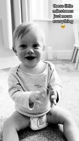 The feeling you get when they reach their little milestones 🥹 #babymilestones #clapyourhands #babyboy #TrueLove #mamasboy #mumsoftiktok 