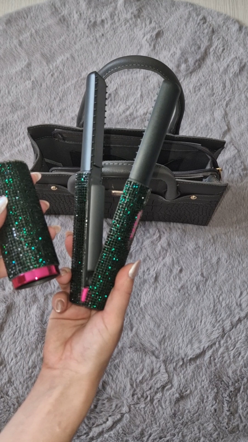 Nice and compact 😍📚 #school #schoolday #straightener #hair #tiktokmademebuyit #glitter #portable #trending #straighthair #bag 