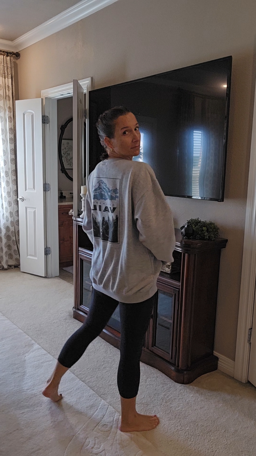 My work from home outfit if the day brought to you by leggings & a Vail CO sweatshirt. #OOTD #outfit 