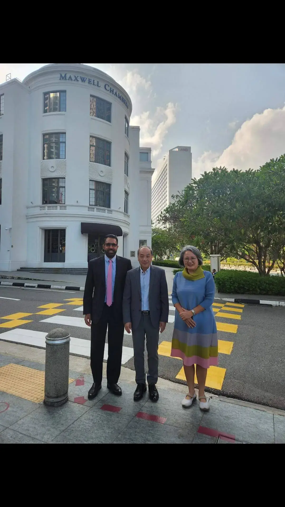 Pritam Singh: AHTC Court Case ————————- *Joint Statement on Settlement * JULY 24, 2024 Aljunied-Hougang Town Council (AHTC) and Sengkang Town Council (STC) each have long-running lawsuits against Ms Sylvia Lim, Mr Low Thia Khiang, Mr Pritam Singh, Mr Chua Zhi Hon and Mr Kenneth Foo (the Town Councillors) in respect of $33.7m paid to FM Solutions & Services Pte Ltd (FMSS) / FM Solutions & Integrated Services (FMSI). Following a mediation at the Singapore International Mediation Centre, AHTC, STC and the Town Councillors announce that they have settled the respective lawsuits on a drop hands basis i.e. AHTC and STC drop their claims for damages and costs against the Town Councillors and the Town Councillors drop their claims for costs against AHTC and STC. 阿裕尼后港市镇理事会和盛港市镇理事会与林瑞莲、刘程强、毕丹星、蔡誌泓、符策涫（统称“市镇会理事“）经历冗长的诉讼。 事关支付3,370万元给FMSS 和 FMSI. 在通过新加坡国际调解中心的斡旋之后，阿裕尼后港巿镇理会和盛港市镇理会以及“市镇会理事”谨此宣布已经对该诉讼达致协议；彼此终止诉讼並放弃索赔。 Link: https://ingoodfaith.blog/2024/07/24/joint-statement-on-settlement/