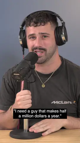 Joe goes off about the negative influence of social media on relationships and dating. @Joe Santagato  #relationships #Relationship #dating #women #money 
