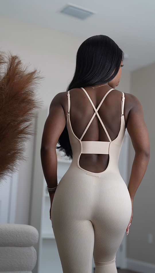 This activewear had me feeling like an angel 🤍 @FashionNova #fashionnova | -Effortless Joyce Ribbed Seamless Jumpsuit -Made You Look Active Yoga Pant Set