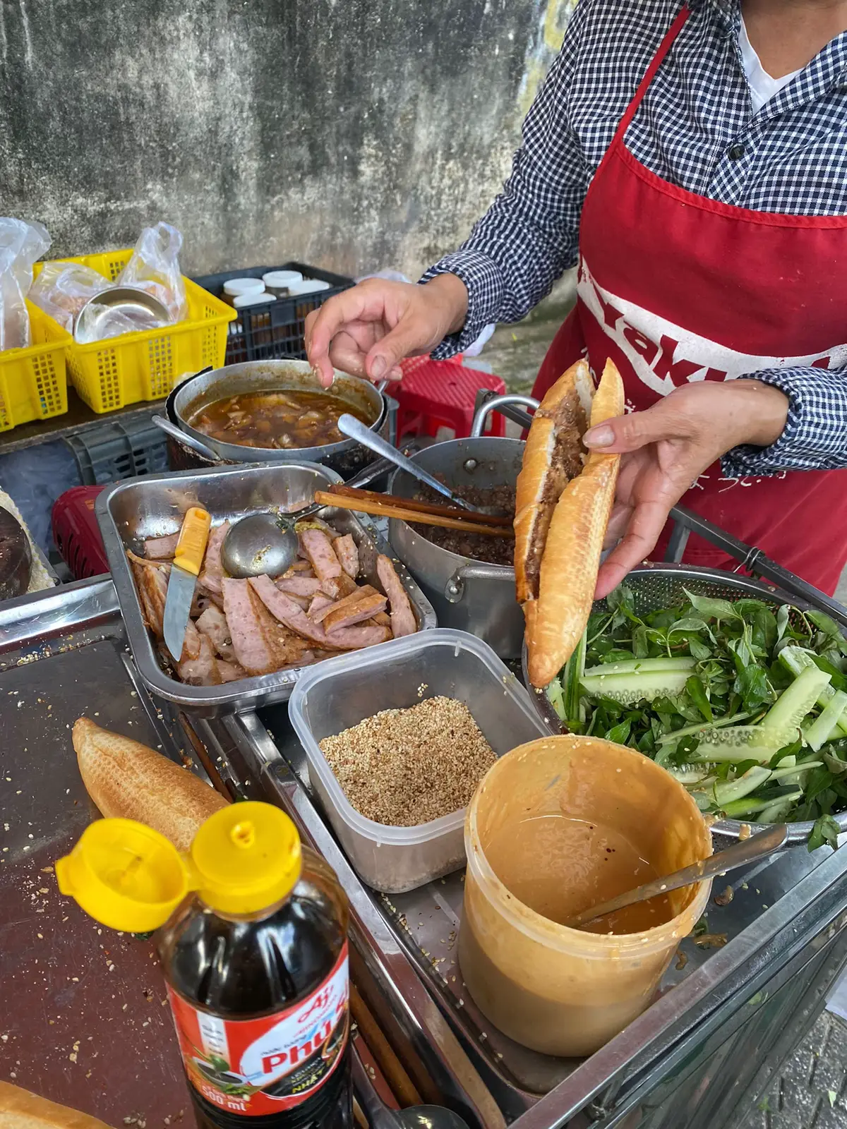 Vào Đà Nẵng là cứ bánh mỳ góc  Yên Bái - Nguyễn Thái Học mà xơi nhé các đồng nhai 👌  #xuhuong #trending #food #bread 