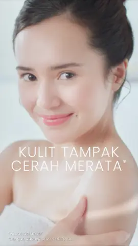 Kulit jadi cerah merata dan halus dengan Brightening Natural Scrub dari Biore Bright White Scrub!