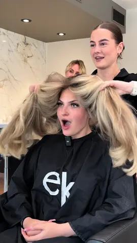 Transformation Time 😮‍💨🤍  #fyp #fy #foryou #foryoupage #fypシ゚viral #fypシ #stylist #hairstylist #masterofcolor #airtouch #airtouchdeutschland #airtouchdeutschland 