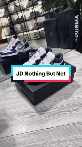 Từng là gì đó rất HOT nhaaa #bobsneaker #reviewgiay #xuhuong #fypシ゚viral 