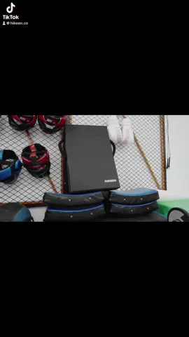 Train harder and safer with Hikeen Blocking Pad! 🏀 Softer foam for impact, comfortable handles, and extra holding straps for stability. Ideal for multiple sports like football, hockey, and lacrosse. #SportsTraining #FootballGear #hikeen 