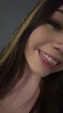 New piercing new hair who is she?!?