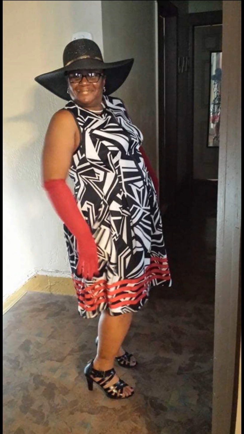 Today is the day my Mama was born Help me wish my Leo ♌️ mother Amatullah.... a HAPPY BIRTHDAY 🎂 🥳 🎉  She's firecracker 🧨 who gave birth to another firecracker 🧨  Happy 61st Birthday Mummy 💕✨️💗♌️