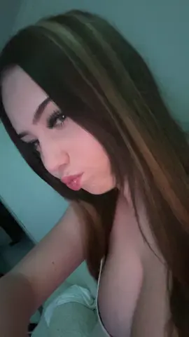 i js switched tha color of my hairrr
