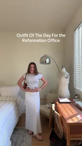 Lazy day outfit but make it cute #reformation #fashion #inspo #officeoutfit #workoutfit #designer #OOTD #outfitinspo #summeroutfit 