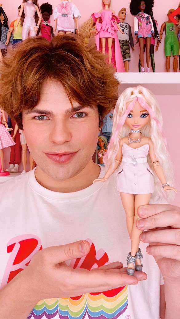 Barbie Dream Besties Malibu com look rosa bebê estilo Sabrina Carpenter 💞 @barbie  #barbiedreambesties #barbie #barbiedoll #barbieboy #barbiedolls #barbietiktok #barbietok #barbiebrasil #barbiecollector #barbiecollection #barbierestyle 