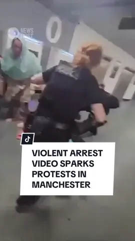 A Manchester policeman has been suspended from duties after video from a violent arrest circulated on social media. The incident occurred on Tuesday evening (local time) at Manchester Airport, with police arresting four men after responding to reports of an altercation within a terminal. Sparking protests at a nearby police headquarters in Rochdale overnight and on Manchester streets today, the alarming footage reveals a man on the ground being kicked in the face and stomped on by an officer. Greater Manchester Police have described the video as “truly shocking”, reporting that three officers were injured while making the arrests and confirming that one officer has been suspended. More details via the link in bio.