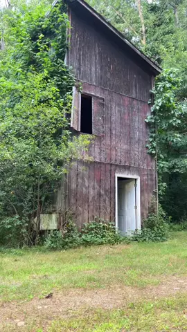 Im hoping these shitty urbex videos get my views