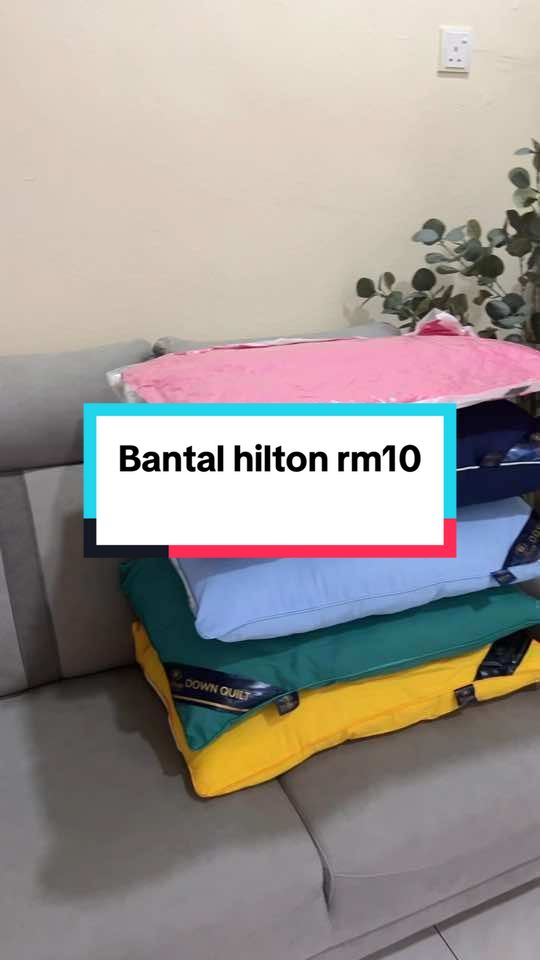 Bantal hilton lembut gebu tak sakit tengkuk pakai 😍 harga pun murah je  #bantal#bantalhotel#bantalhilton#bantalmurah#