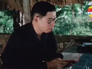🇻🇳Thước phim tư liệu Giáo sư Trần Đại Nghĩa (1913 – 1997) đang nghiên cứu chế tạo vũ khí phục vụ kháng chiến tại chiến khu Việt Bắc.❤️ #Mậm 